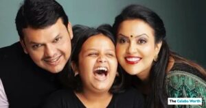 Mother: Amruta Fadnavis